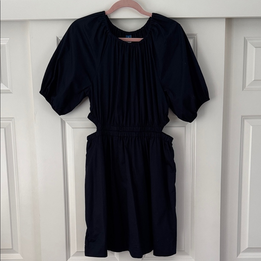 Old Navy Navy Gathered Dress Size: M NWOT ✨
